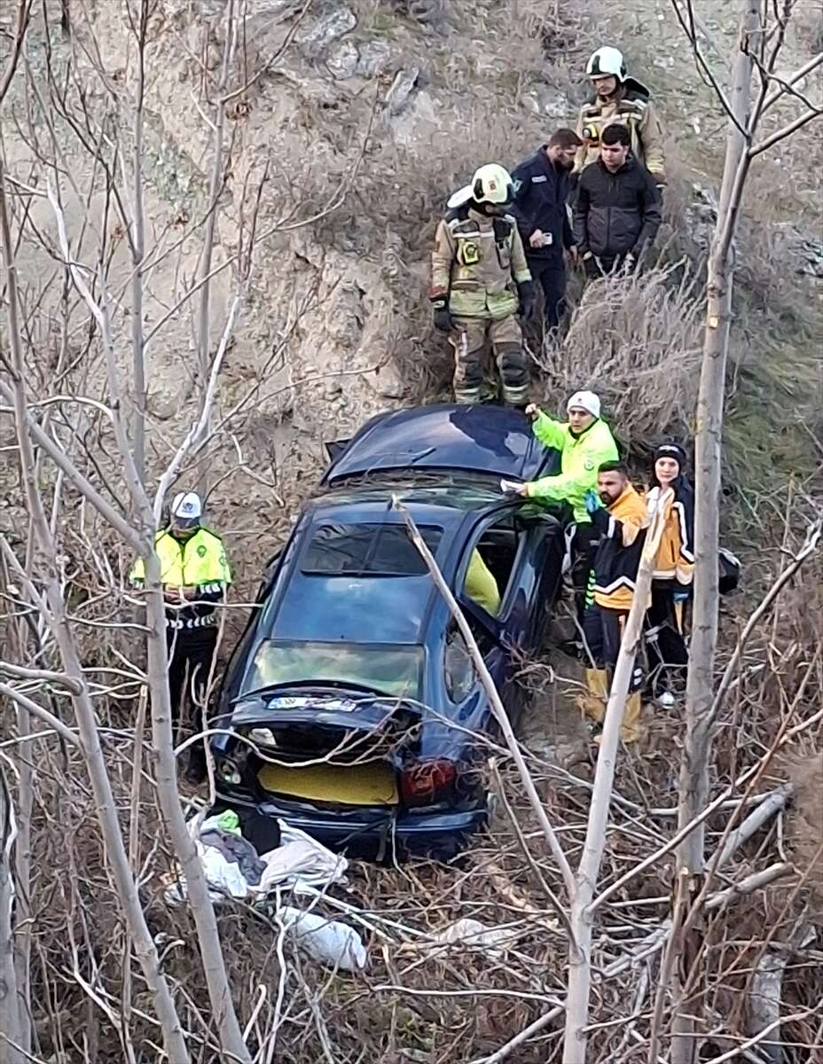 Yürek yakan kaza! Anne, baba ve 3 aylık bebek öldü 1